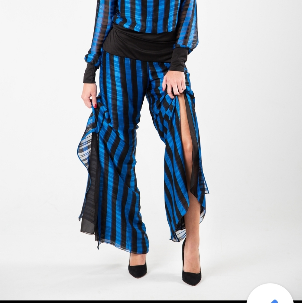 Jumpsuits - Picture 2 of 3